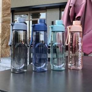 Großes Fassungsvermögen 680ml Kinder Schüler Outdoor Sport Gym tragbare Aquaflask klare Kunststoff Trinkflasche