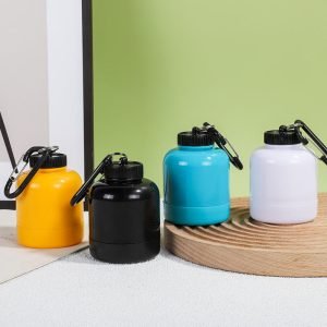 حاوية قمع بلاستيك محمولة لمسحوق البروتين خالية من BPA 200ml مع سلسلة مفاتيح ومخصصة من المصنع