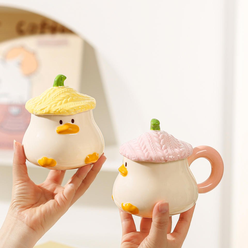 Hand Painted Ceramic Duckling Mug 400ml with Lid - photo 3