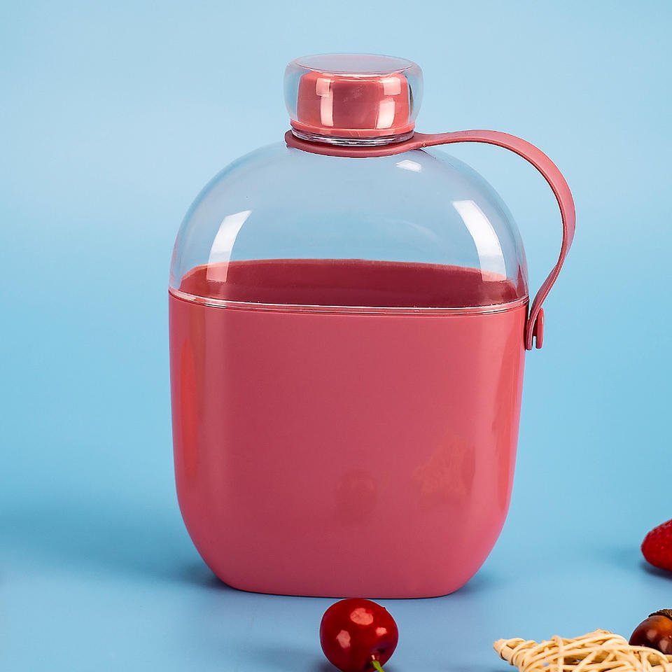 750ml Eco Friendly Portable Transparent Square Shaped Flat Plastic Water Bottle With Sleeve - photo 2