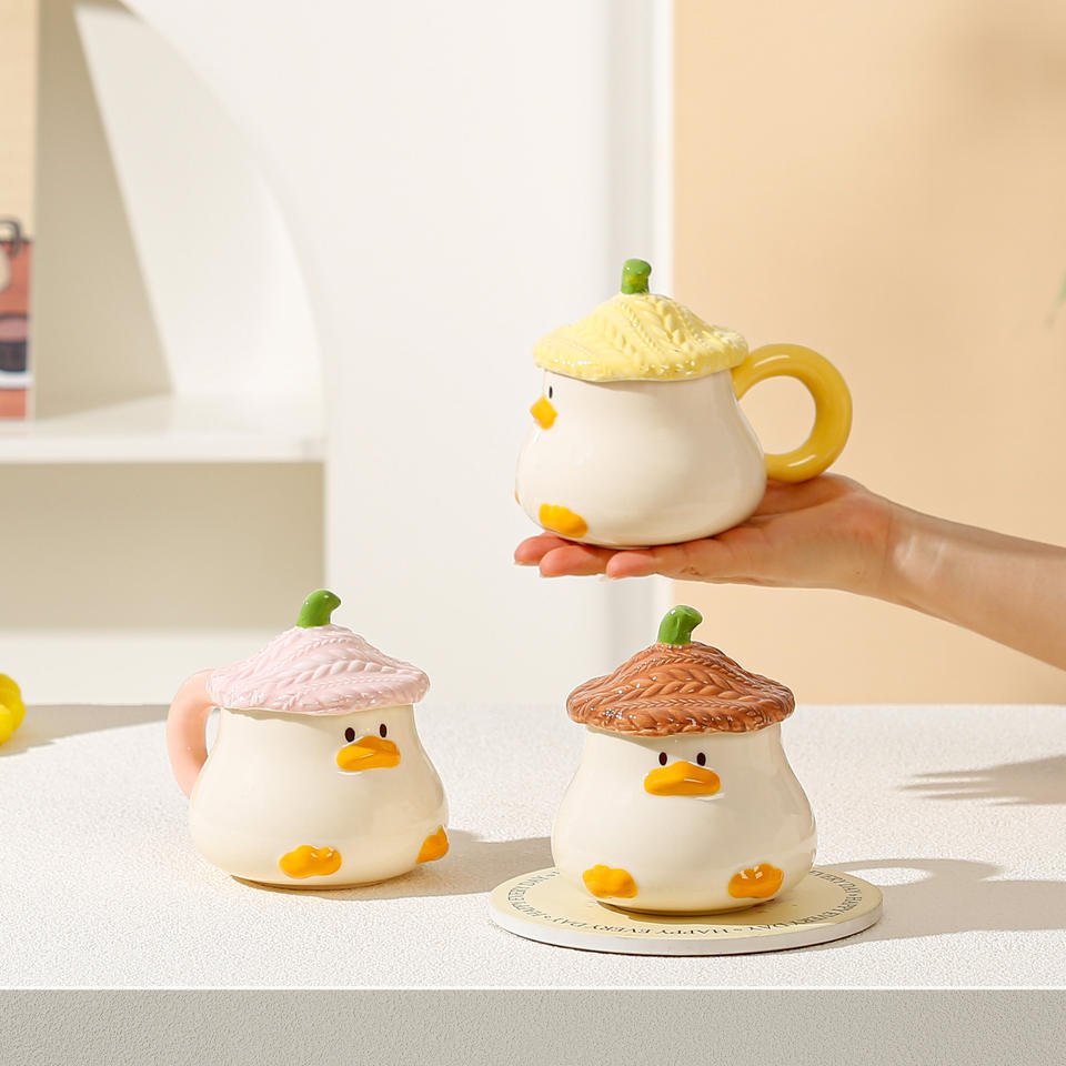 Hand Painted Ceramic Duckling Mug 400ml with Lid