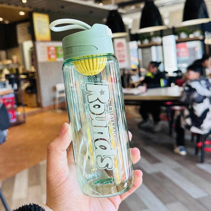 Creative Design 500ml 600ml Fruit Infuser Customized Outdoor Sport Plastic Water Bottle With Time to Drink - photo 3