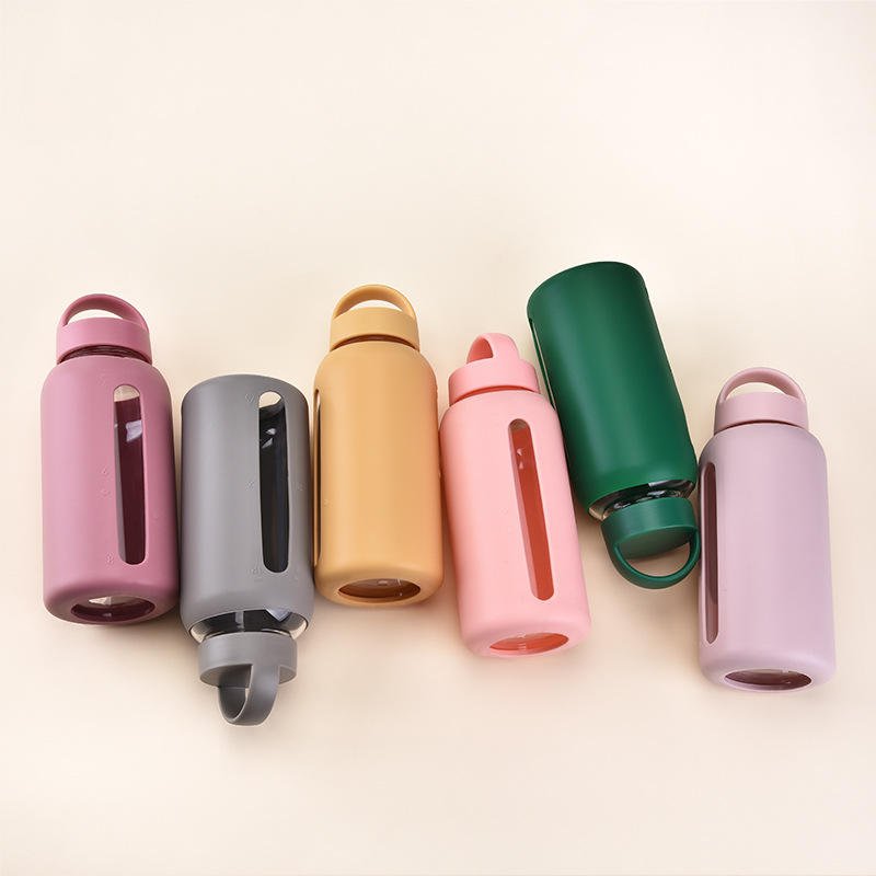 Produced Wholesale Custom Kids Products 800ml BPA Free Borosilicone Glass Water Bottle With Time Marker