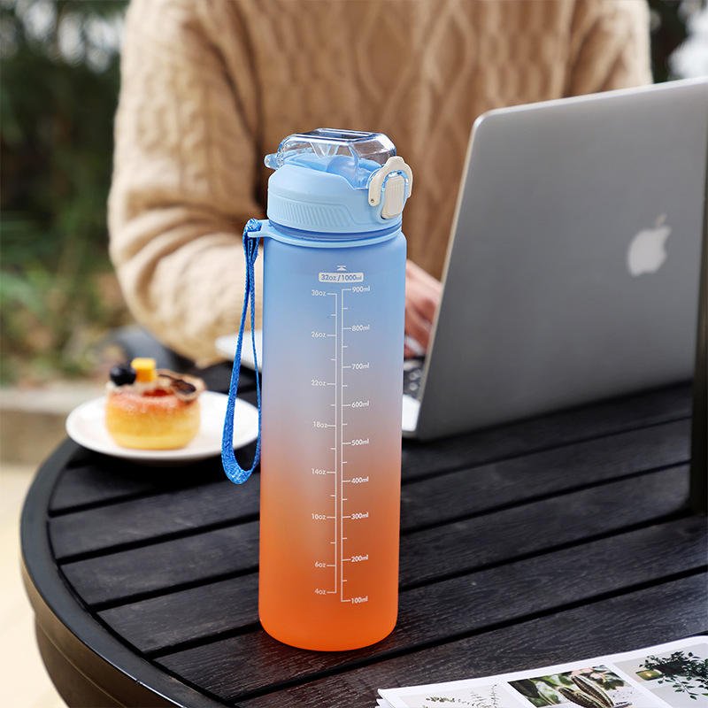 Summer Products Large Capacity Portable 1L Sports Frosted Plastic Gradient Water Bottle With Straw - photo 5