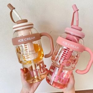 Kinder auslaufsicherer Trinkbecher 1400ml mattierte Oberfläche Kunststoff Strohhalm Flasche verstellbarer Schultergurt