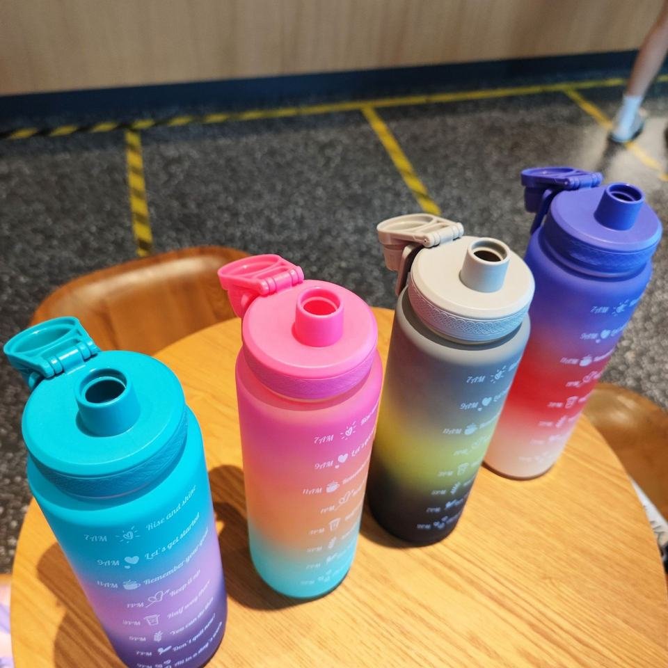 1000ml Outdoor Portable Sports Plastic Frosted Gradient Colors Water Bottle Trinkflasche - photo 2