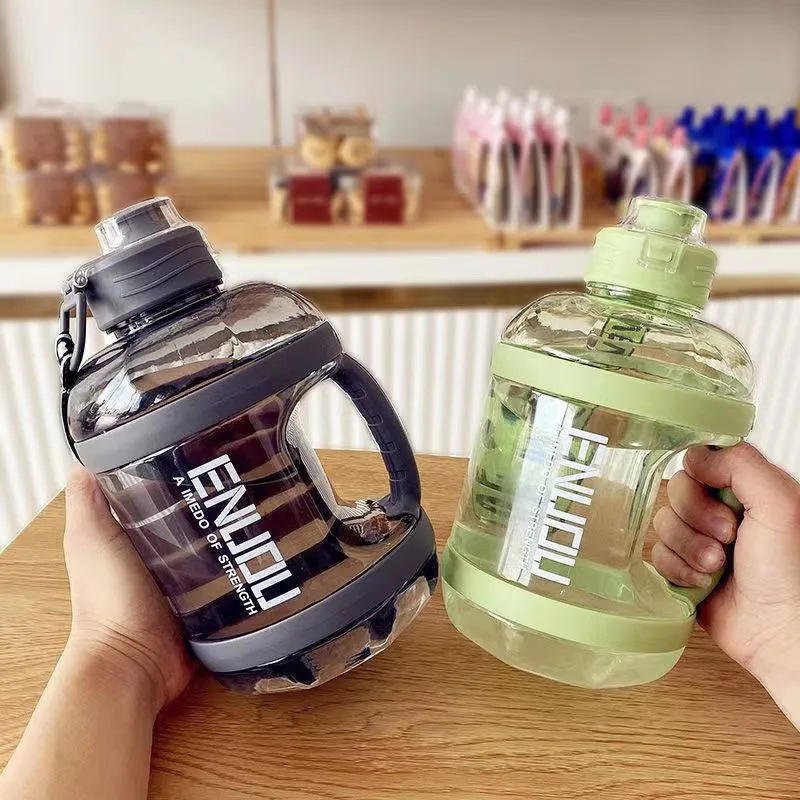 2.4L Half Gallon Plastic Leak Proof Portable Plastic Water Bottle Jug With Handle - photo 2