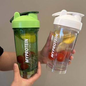 زجاجة شيكر بروتين بلاستيك خالية من BPA للتمارين في الجيم 600ml