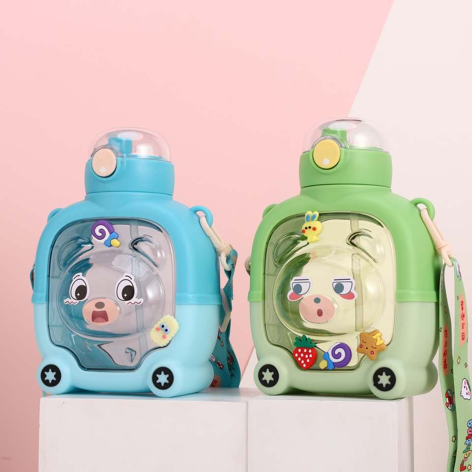 Large Capacity Magic Bear Cartoon Bouncing Cover Double Straw Plastic Water Bottle - photo 3