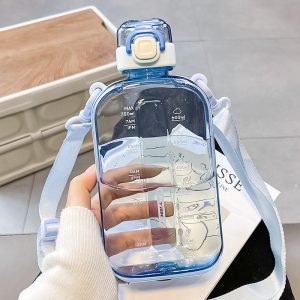 زجاجة ماء بلاستيك رياضية مربعة مسطحة مقاس A5 مع حزام ومؤقتات تحفيزية للشرب 750ml